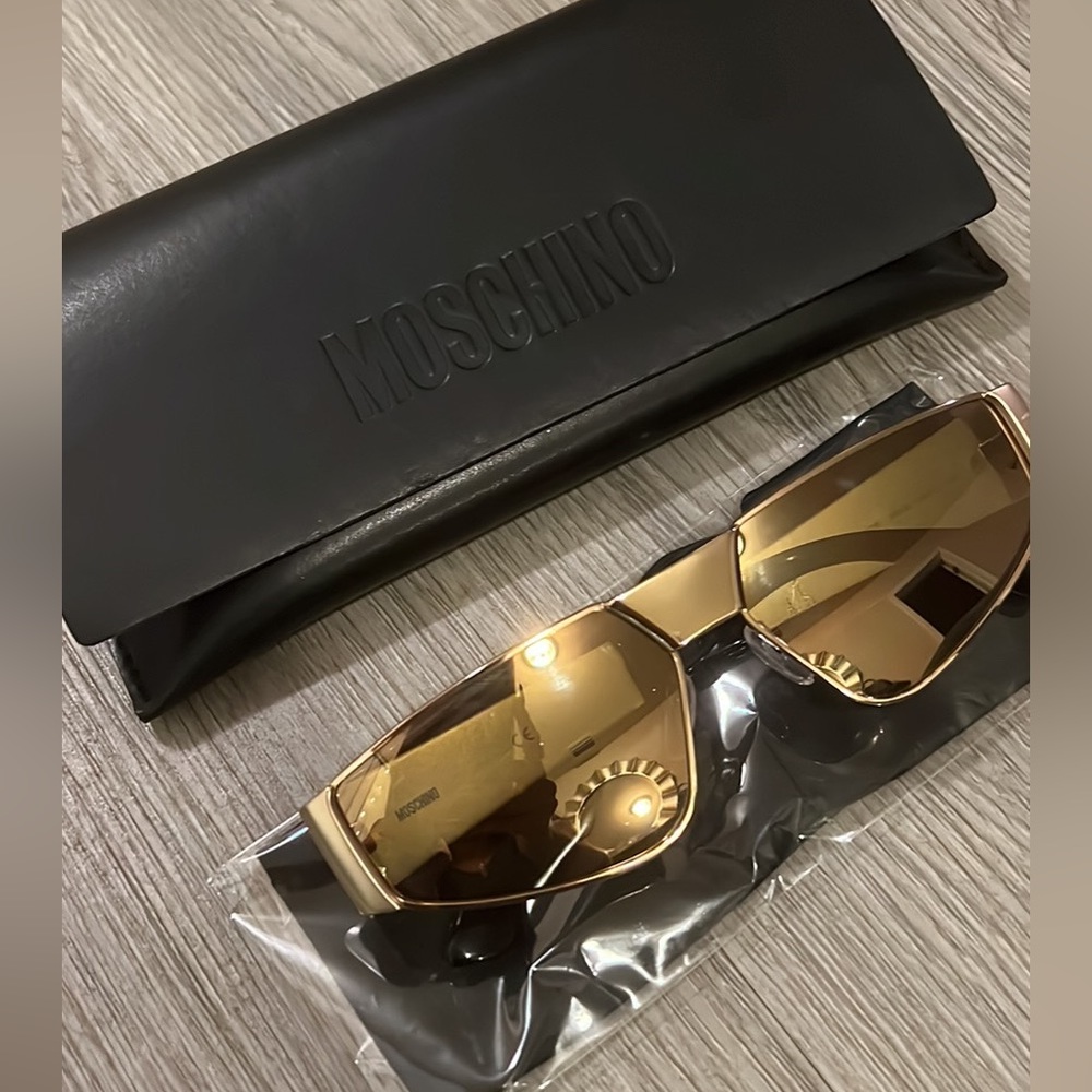 Moschino Sunglasses